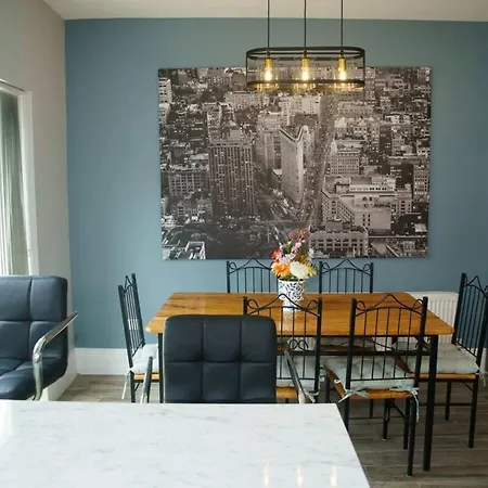 The Pass Escape Holiday home *